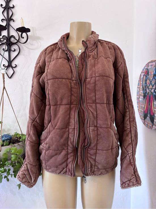 Free People Jackets & Blazers - ✨Free People✨ Quilted Dolman Jacket - XS